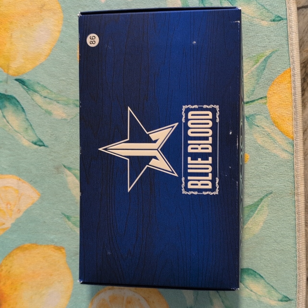 Jeffree Star Blue Blood Palette in box